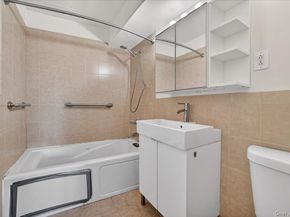 11 Park Avenue 3D, Mount Vernon NY 10550