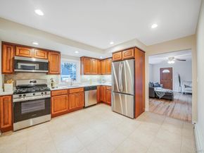 8 Florence Court, Huntington Station NY 11746