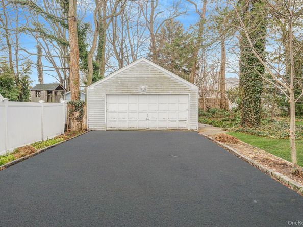 8 Florence Court, Huntington Station NY 11746