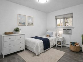 11 Broadway, Ronkonkoma NY 11779