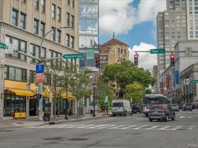 10 Cottage Place 12F, White Plains NY 10601