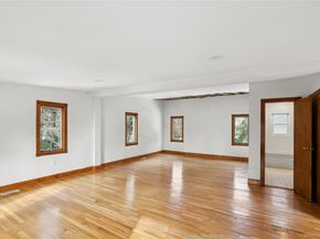 549 Woodbury Road, Cold Spring Harbor NY 11724