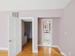 549 Woodbury Road, Cold Spring Harbor NY 11724