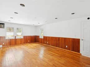 549 Woodbury Road, Cold Spring Harbor NY 11724