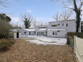 549 Woodbury Road, Cold Spring Harbor NY 11724