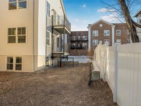 320 E 4th Street, Mount Vernon NY 10553