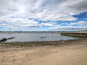 91 Winters Street, Bronx NY 10464