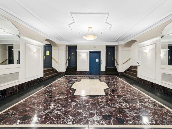 99 4TH Street 1M, New York (Manhattan) NY 10003