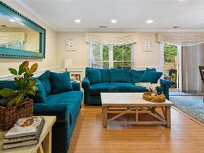 100 Baker Court 85, Island Park NY 11558