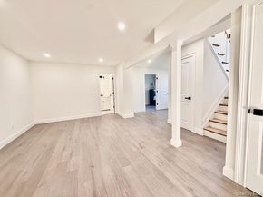 10 Amarr Drive, Shirley NY 11967