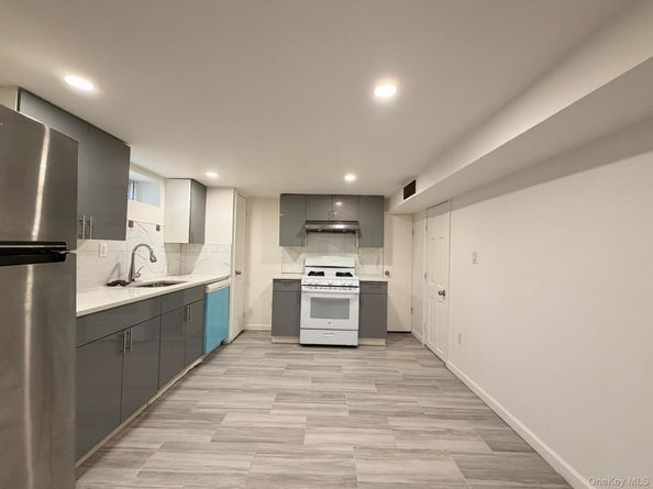 48-27 213th Street, Bayside NY 11364