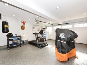 72 Narwood Road, Massapequa NY 11758