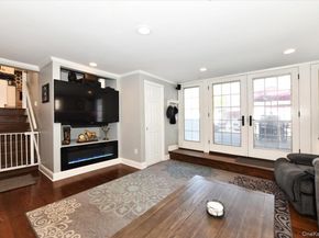 72 Narwood Road, Massapequa NY 11758