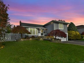 72 Narwood Road, Massapequa NY 11758