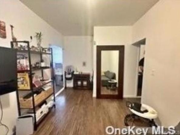 21-78 35 Street 5F, Astoria NY 11105