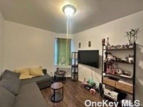 21-78 35 Street 5F, Astoria NY 11105