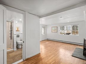 20 Harborview Drive, Northport NY 11768