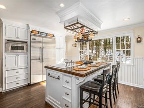 20 Harborview Drive, Northport NY 11768