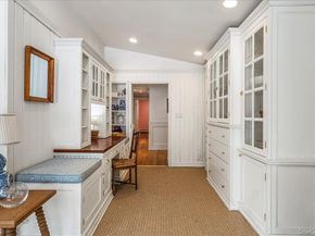 20 Harborview Drive, Northport NY 11768