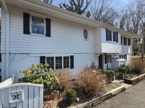 20 Harborview Drive, Northport NY 11768