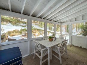 20 Harborview Drive, Northport NY 11768