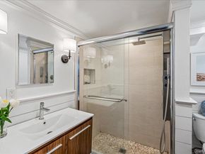 20 Harborview Drive, Northport NY 11768