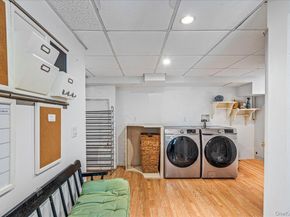 20 Harborview Drive, Northport NY 11768