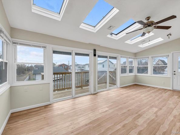 10 Fulton Street E, East Rockaway NY 11518