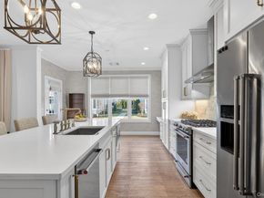 25102 Aspenwood Drive, Plainview NY 11803