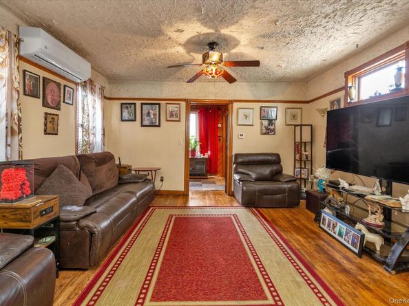 156-08 109th Avenue, Jamaica NY 11433