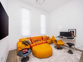 100 Garvies Point Road 1024, Glen Cove NY 11542