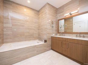 100 Garvies Point Road 1024, Glen Cove NY 11542