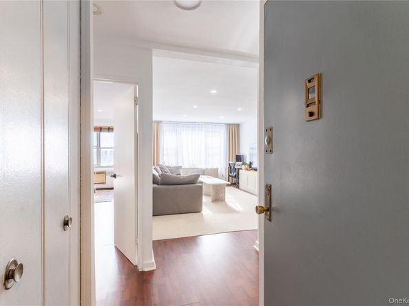 16 Lake Street 6G, White Plains NY 10603