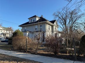 32 Carlton Avenue, Port Washington NY 11050