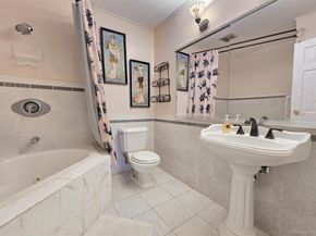 33 Segatogue Lane, South Setauket NY 11720