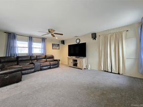 33 Segatogue Lane, South Setauket NY 11720