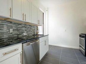 115-25 Metropolitan Avenue 161, Kew Gardens NY 11418