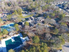 10 Oakdale Court, Ridge NY 11961