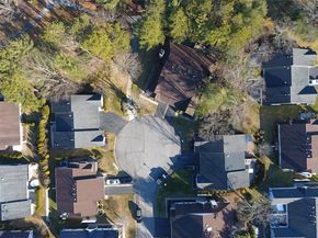 10 Oakdale Court, Ridge NY 11961