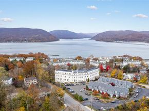 16 Waterview Estate, Peekskill NY 10566