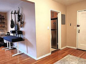 54 Lawrence Drive D, White Plains NY 10603