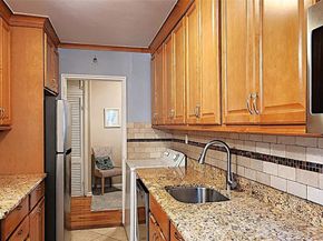 54 Lawrence Drive D, White Plains NY 10603