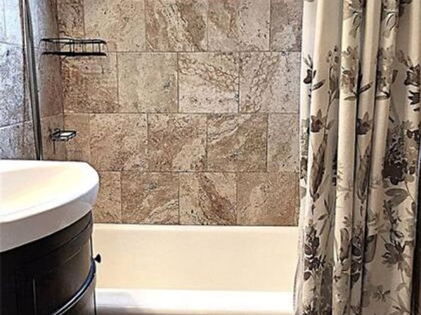 54 Lawrence Drive D, White Plains NY 10603