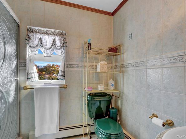 807 Cypress Drive, Franklin Square NY 11010