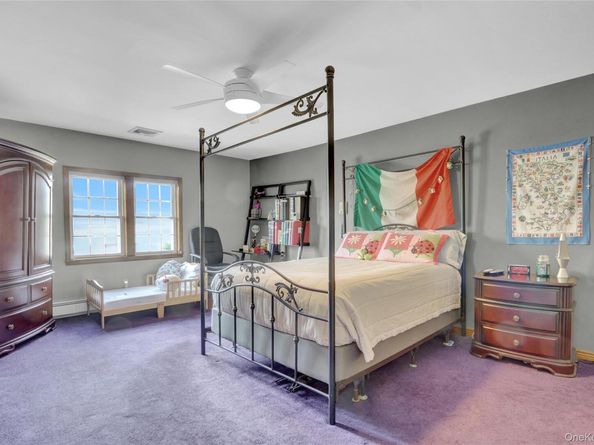 807 Cypress Drive, Franklin Square NY 11010