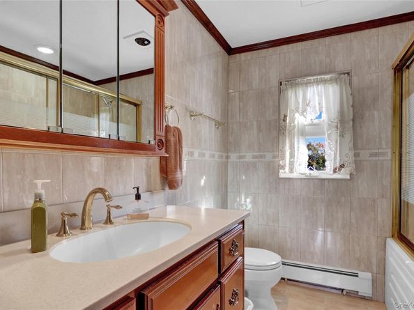 807 Cypress Drive, Franklin Square NY 11010