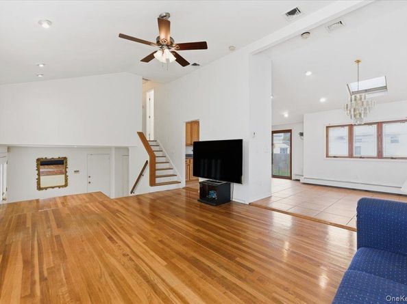 930 Jewel Drive, North Woodmere NY 11581