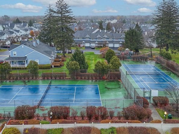 11 Northwood Blvd, Central Islip NY 11722