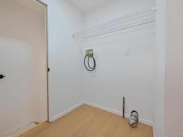 11 Northwood Blvd, Central Islip NY 11722