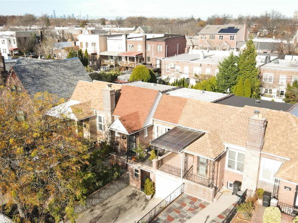 8571 67th ave Avenue, Rego Park NY 11374